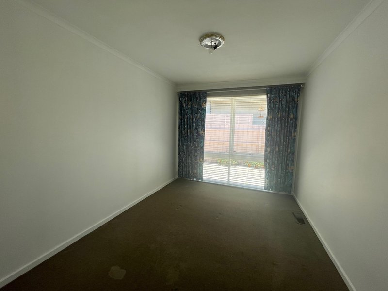 Photo - 4/551-553 Clayton Road, Clayton South VIC 3169 - Image 4