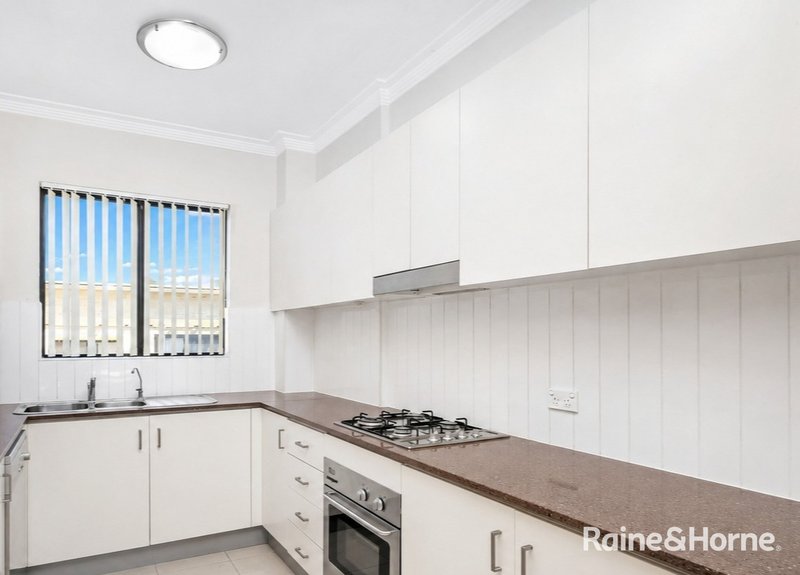 Photo - 45/6-18 Redbank Road, Northmead NSW 2152 - Image 3