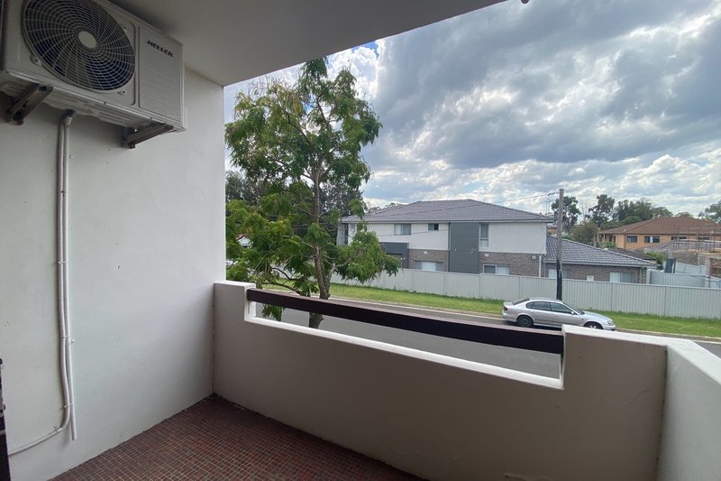 Photo - 4/56 Bangor Street, Guildford NSW 2161 - Image 7