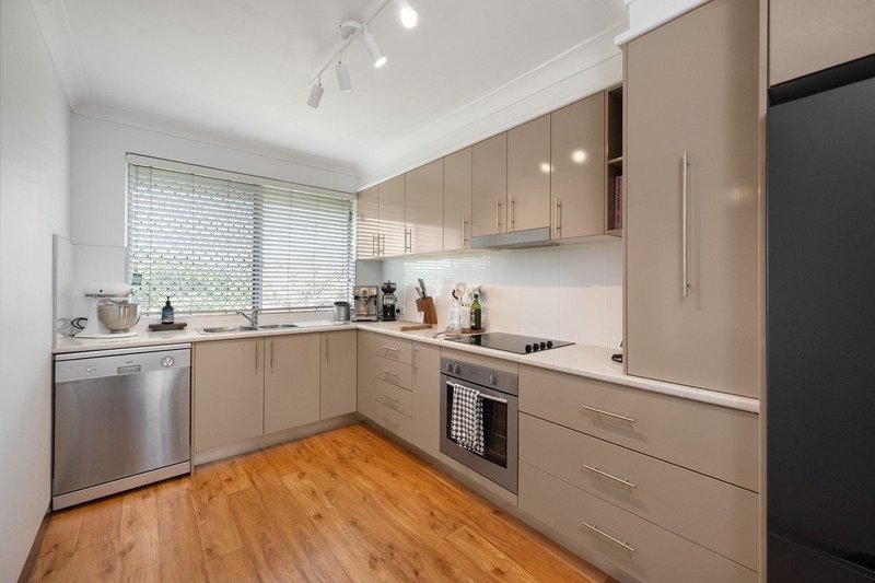 Photo - 4/56 Church Road, Zillmere QLD 4034 - Image 5