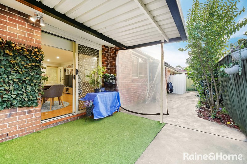 Photo - 4/56 Myee Road, Macquarie Fields NSW 2564 - Image 7