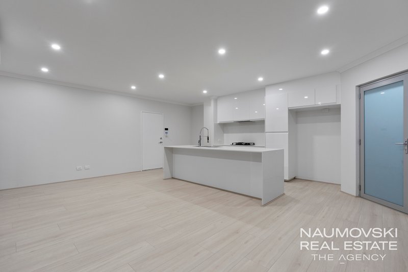 Photo - 456A & B Wanneroo Road, Westminster WA 6061 - Image 9
