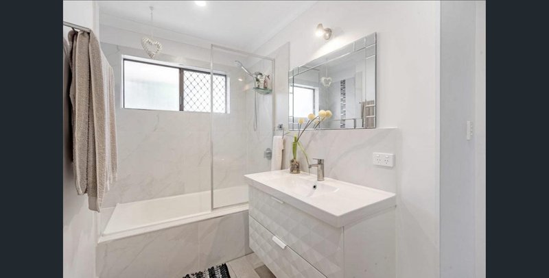 Photo - 457 Ashmore Road, Ashmore QLD 4214 - Image 4