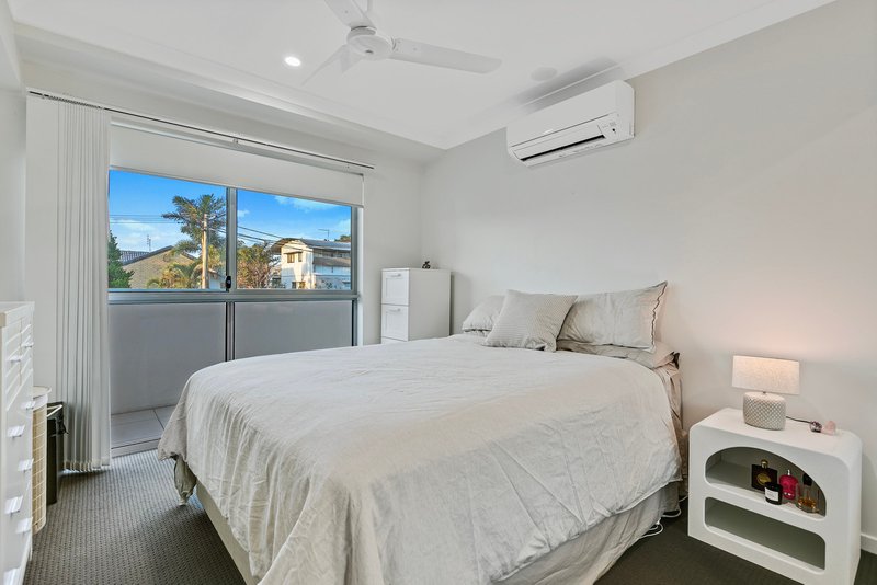 Photo - 4/57 Kingsford Smith Parade, Maroochydore QLD 4558 - Image 9