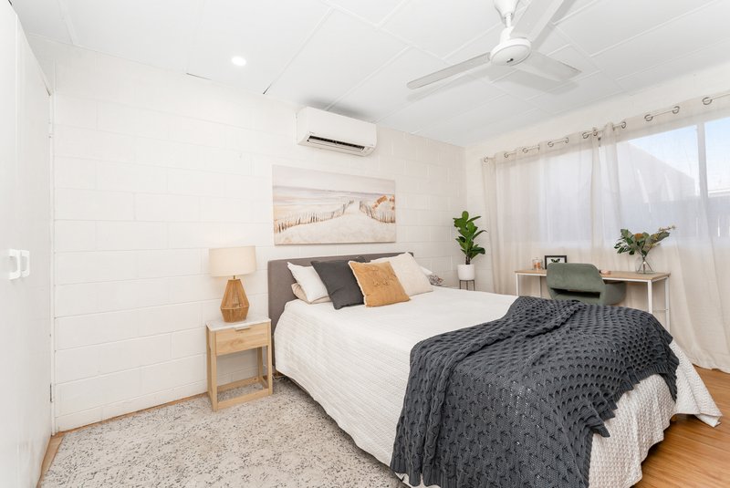 Photo - 4/57 Livingstone Street, West End QLD 4810 - Image 7