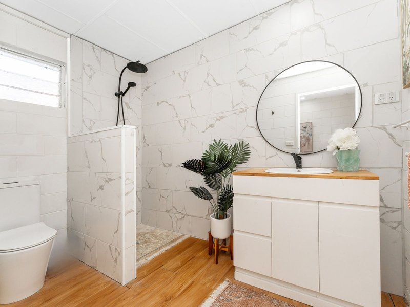 Photo - 4/57 Livingstone Street, West End QLD 4810 - Image 14