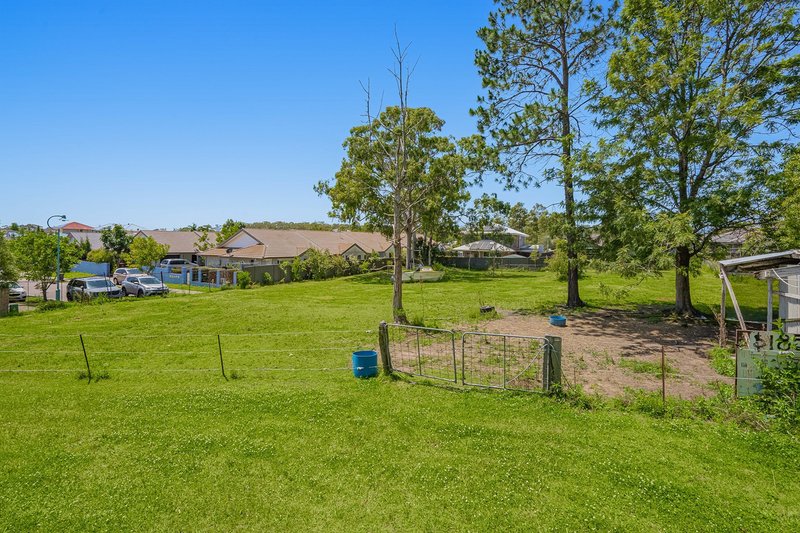 Photo - 457 Pacific Highway, Wadalba NSW 2259 - Image 9