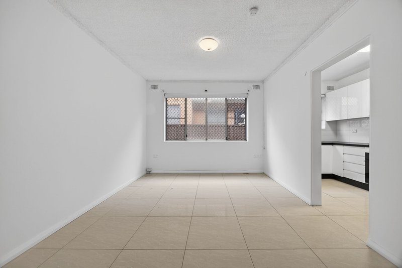 Photo - 4/57 Shadforth Street, Wiley Park NSW 2195 - Image 3