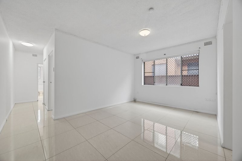 Photo - 4/57 Shadforth Street, Wiley Park NSW 2195 - Image 10