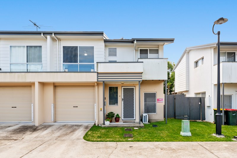 Photo - 4/57 Shayne Avenue, Deception Bay QLD 4508 - Image 1