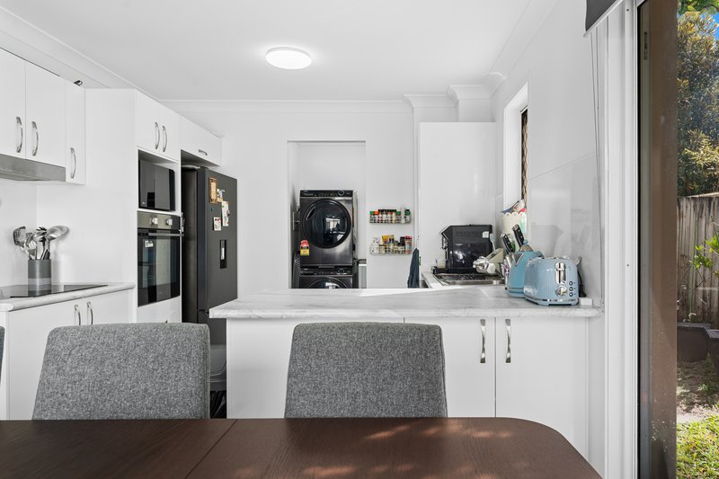 Photo - 4/57 Shayne Avenue, Deception Bay QLD 4508 - Image 6