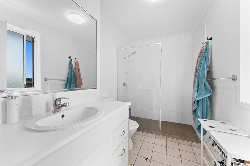 Photo - 4/57 Shayne Avenue, Deception Bay QLD 4508 - Image 14