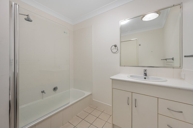 Photo - 4/57 Shayne Avenue, Deception Bay QLD 4508 - Image 9