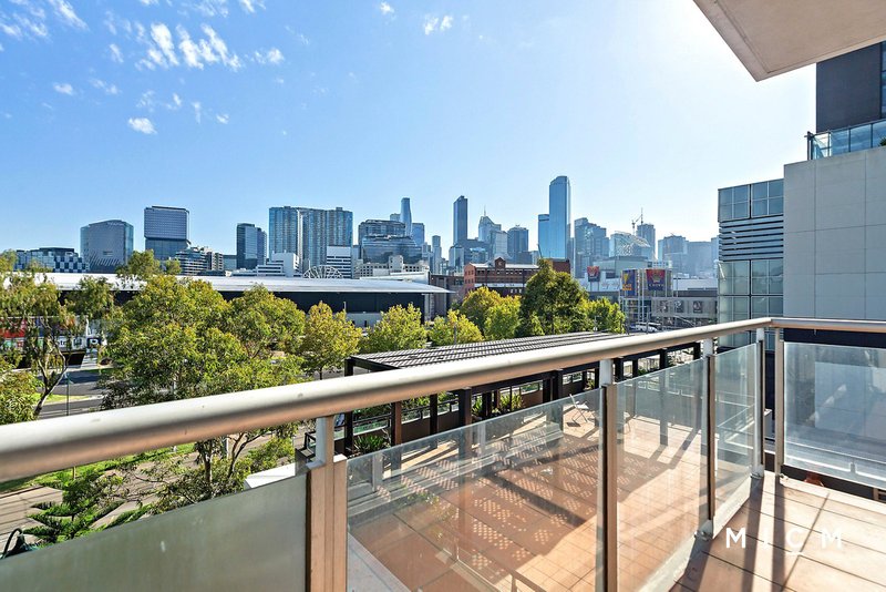 Photo - 45/79 Whiteman Street, Southbank VIC 3006 - Image 1