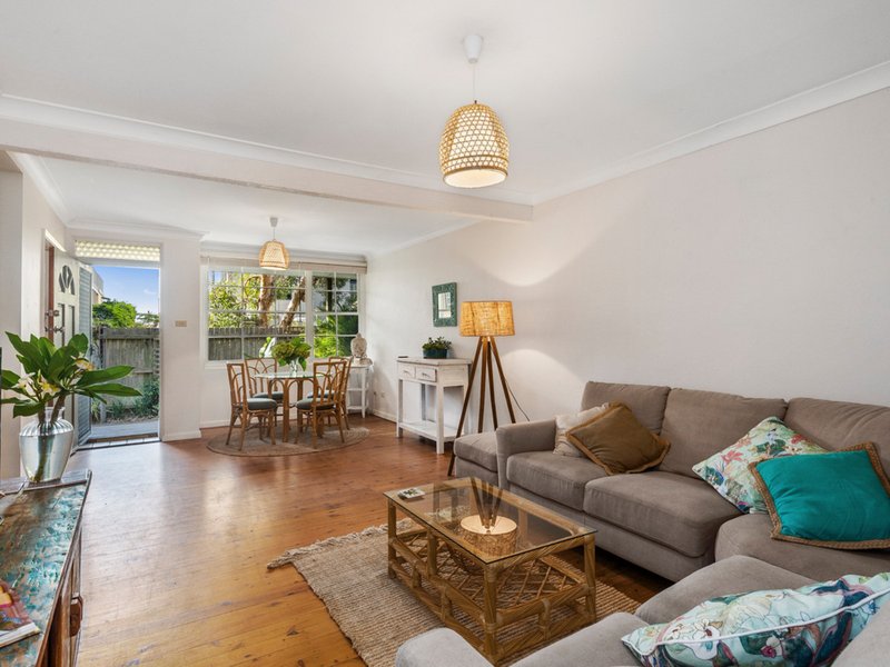 Photo - 4/58 Golf Avenue, Mona Vale NSW 2103 - Image 2