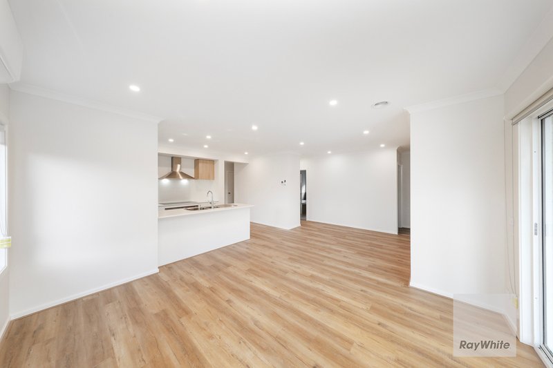 Photo - 459 Lithgow Street, Beveridge VIC 3753 - Image 6