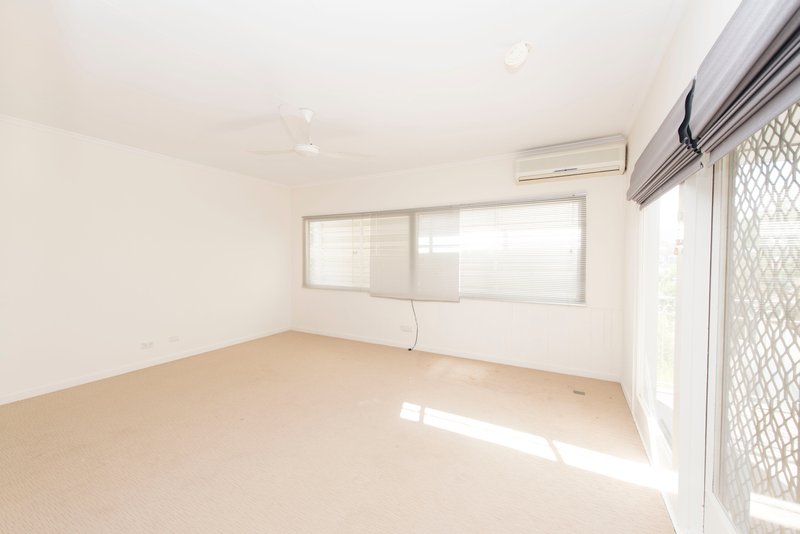 Photo - 45a Clarence Road, Indooroopilly QLD 4068 - Image 9