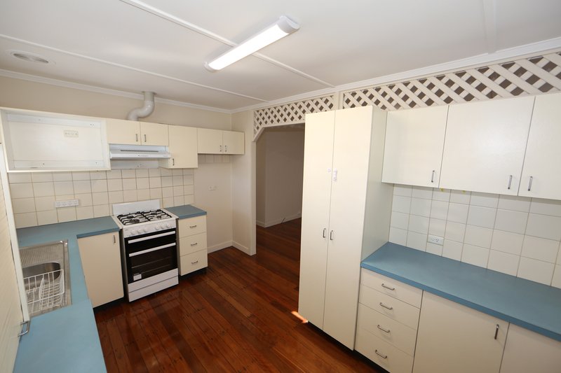 Photo - 45a Dorien Street, Mount Gravatt East QLD 4122 - Image 2