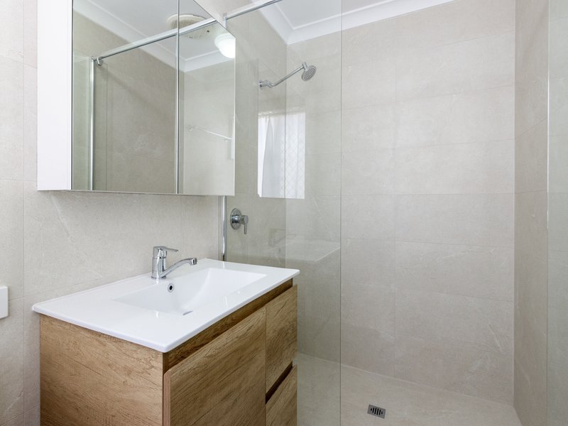 Photo - 45A Pitt Street, St James WA 6102 - Image 7