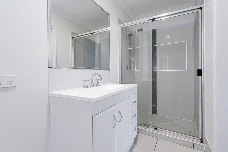 Photo - 45a Woodford Street, One Mile QLD 4305 - Image 3