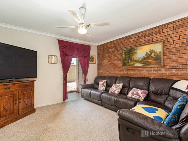 Photo - 45C Hartfield Crescent, Leeming WA 6149 - Image 7