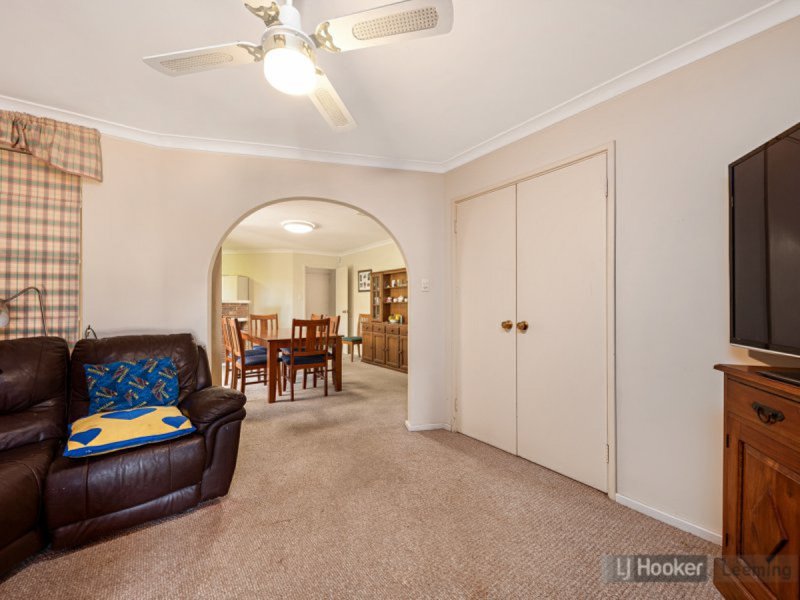 Photo - 45C Hartfield Crescent, Leeming WA 6149 - Image 8