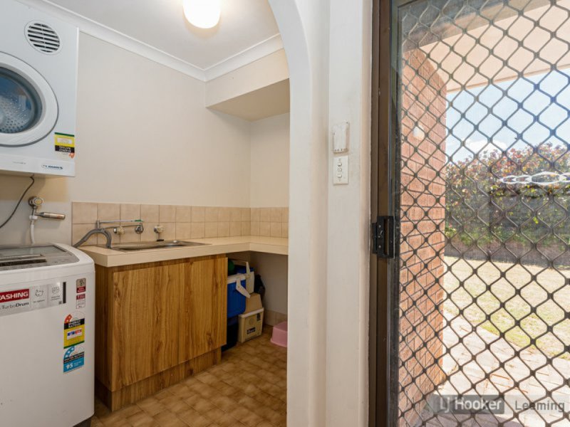 Photo - 45C Hartfield Crescent, Leeming WA 6149 - Image 9