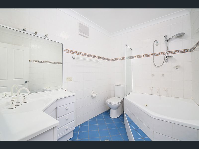 Photo - 45C Kurrawyba Avenue, Terrigal NSW 2260 - Image 2