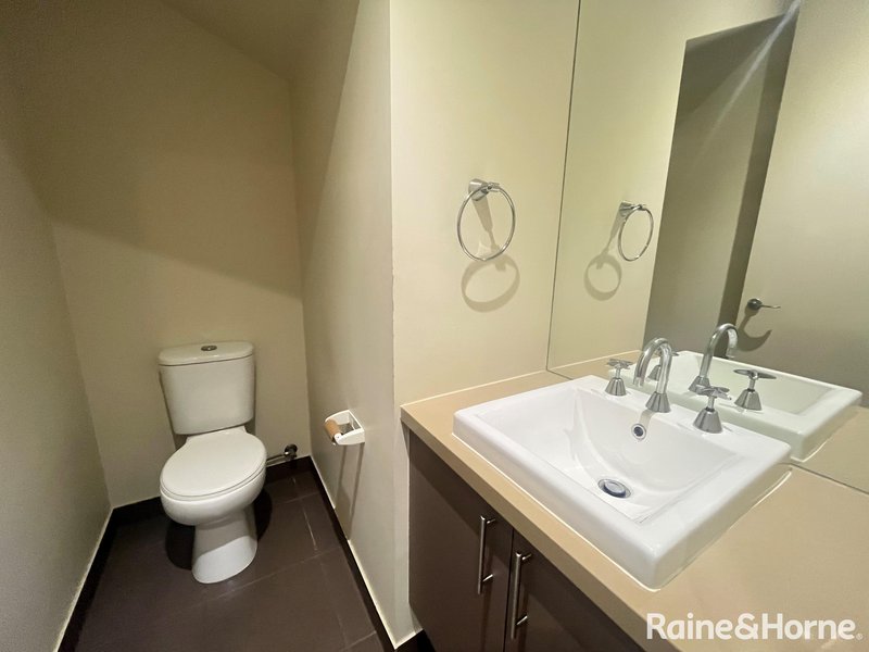 Photo - 45c The Avenue, Caroline Springs VIC 3023 - Image 7