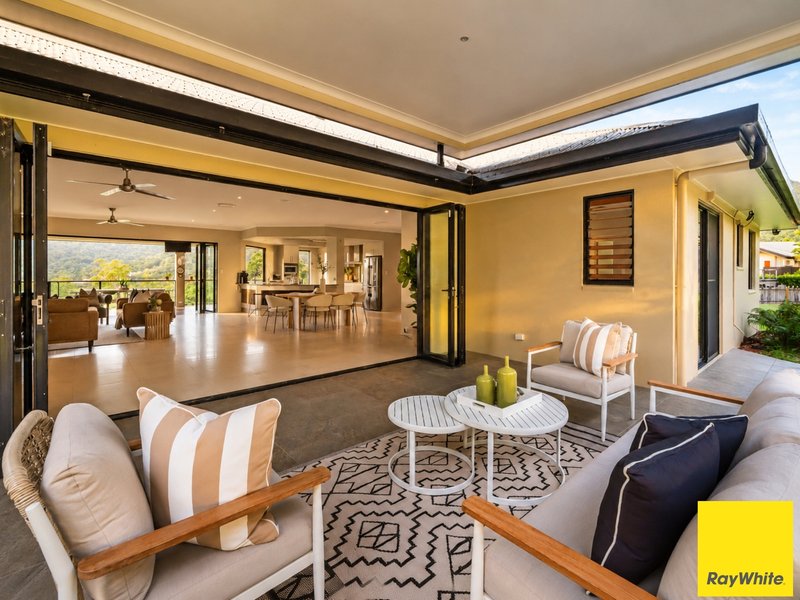 Photo - 46-48 Runnymede Avenue, Redlynch QLD 4870 - Image 10