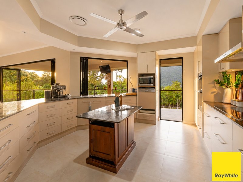 Photo - 46-48 Runnymede Avenue, Redlynch QLD 4870 - Image 16