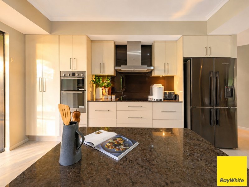 Photo - 46-48 Runnymede Avenue, Redlynch QLD 4870 - Image 18