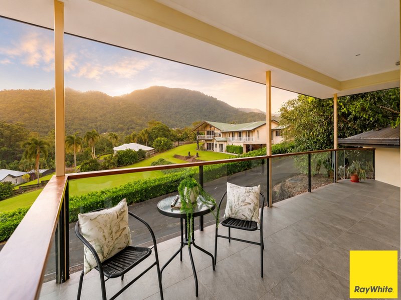 Photo - 46-48 Runnymede Avenue, Redlynch QLD 4870 - Image 27