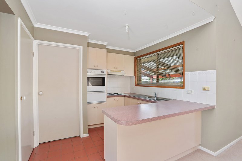 Photo - 4/6-8 Corangamite Drive, Corio VIC 3214 - Image 2