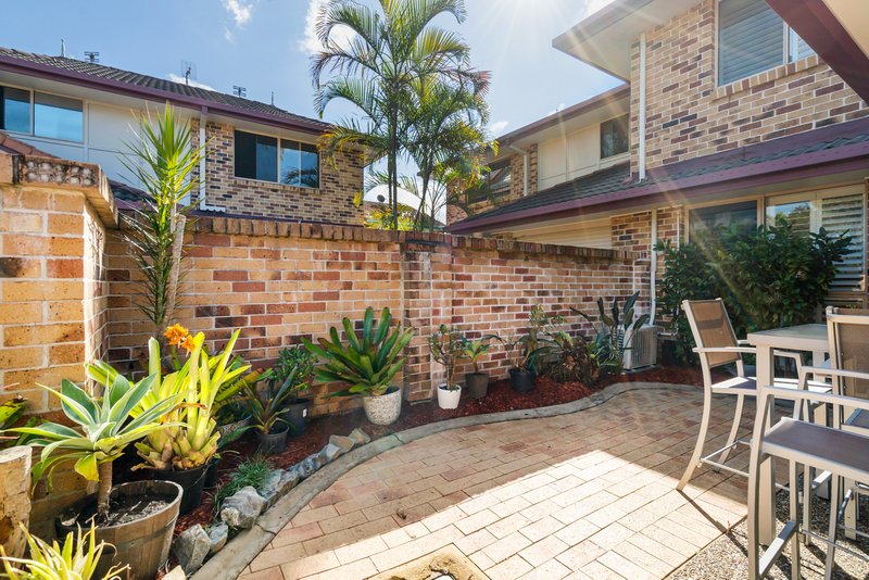 Photo - 4/6-8 Cupania Place, Elanora QLD 4221 - Image 7