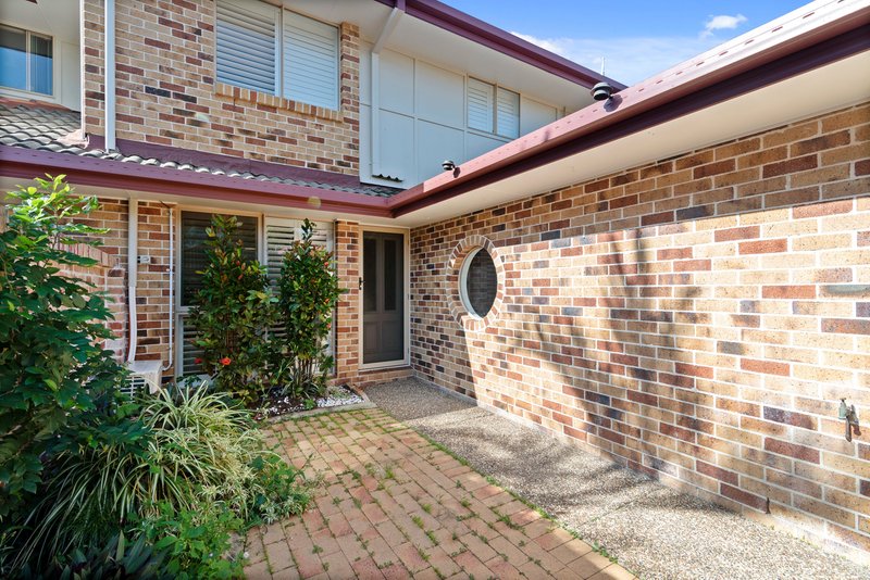 Photo - 4/6-8 Cupania Place, Elanora QLD 4221 - Image 2