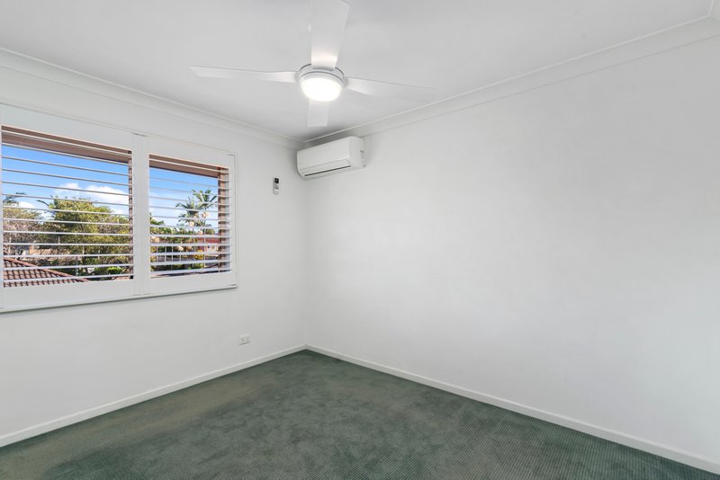 Photo - 4/6-8 Cupania Place, Elanora QLD 4221 - Image 9