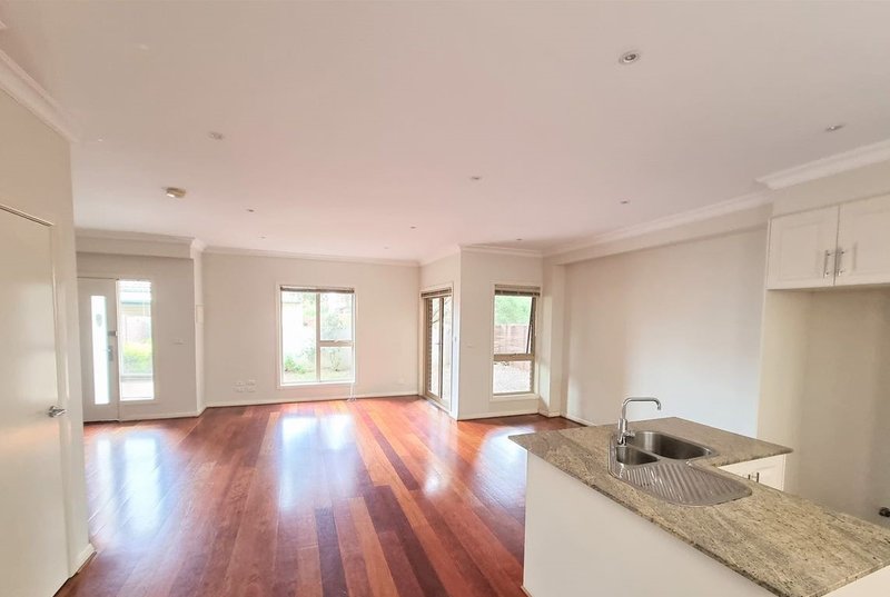 Photo - 4/6-8 Kimber Street, Preston VIC 3072 - Image 4