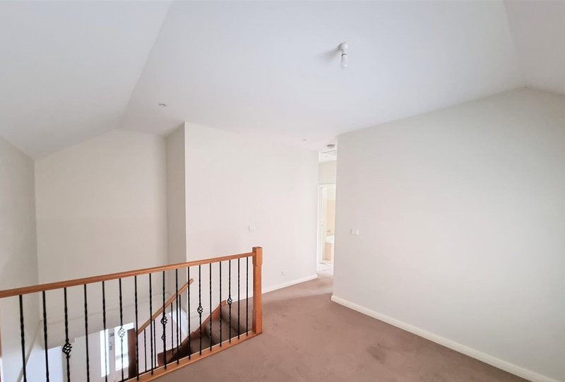 Photo - 4/6-8 Kimber Street, Preston VIC 3072 - Image 10
