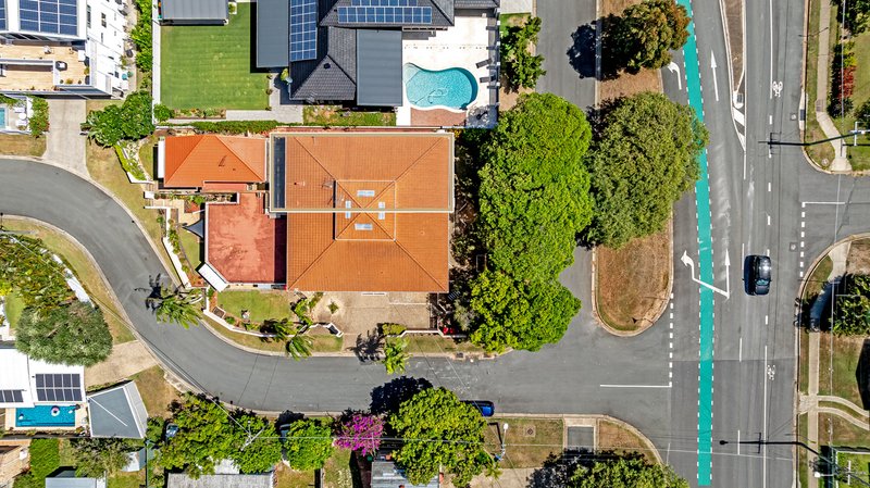 Photo - 4/6-8 Landsborough Avenue, Scarborough QLD 4020 - Image 14