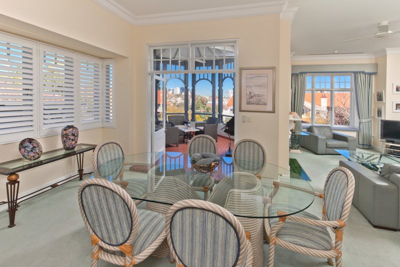 Photo - 4/6-8 Wallaringa Avenue, Neutral Bay NSW 2089 - Image 6