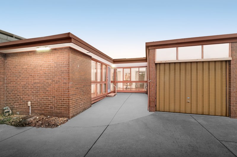 Photo - 4/6 Albert Avenue, Oakleigh VIC 3166 - Image 1