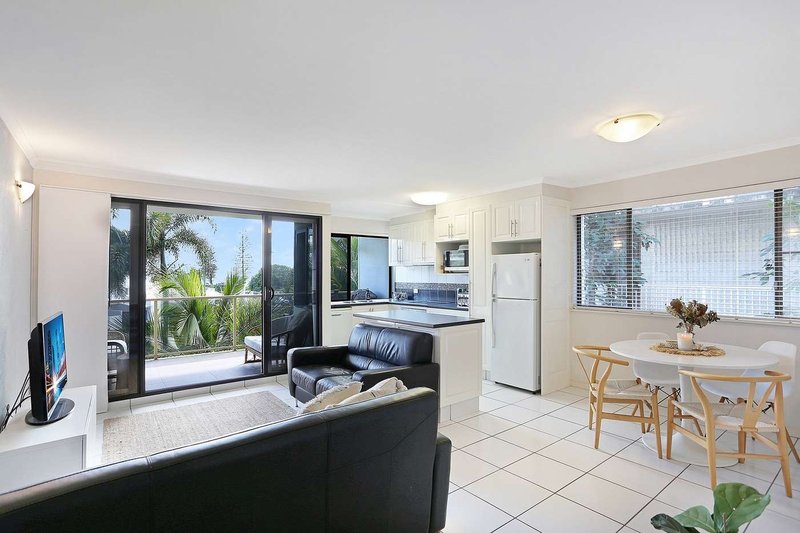 4/6 Alice Street, Alexandra Headland QLD 4572