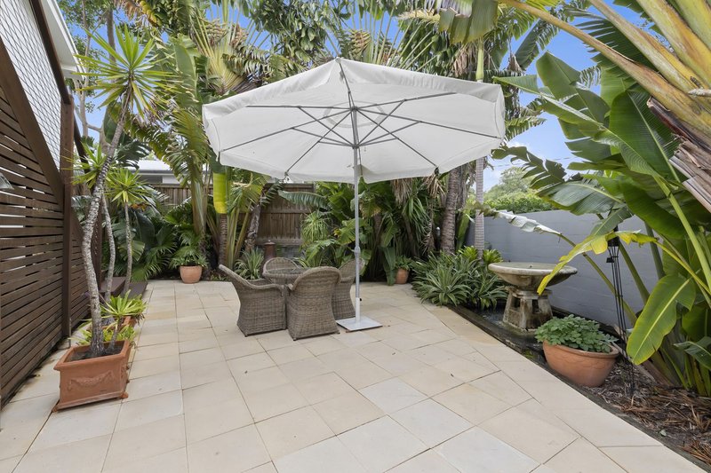 Photo - 46 Allambi Terrace, Noosa Heads QLD 4567 - Image 4