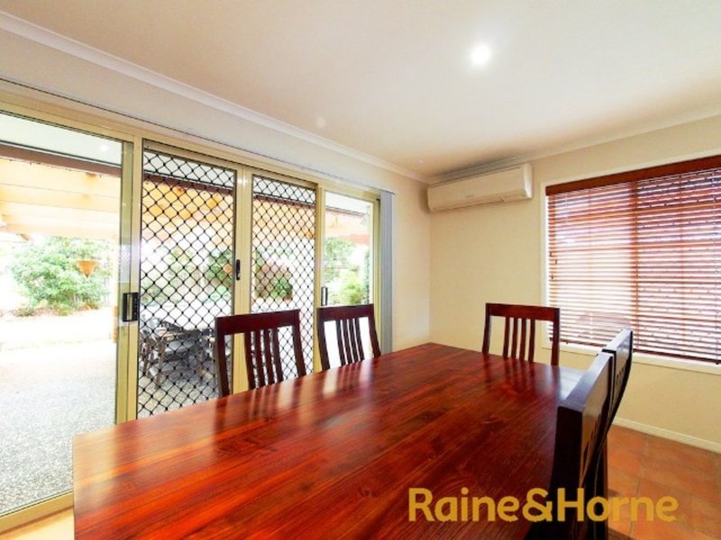 Photo - 46 Altoft Street, Kuraby QLD 4112 - Image 9