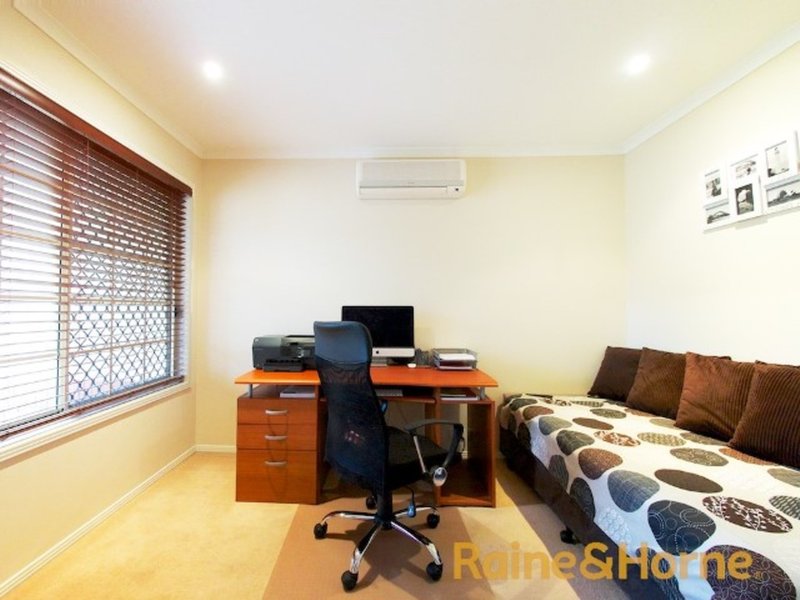 Photo - 46 Altoft Street, Kuraby QLD 4112 - Image 10