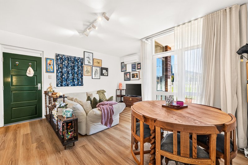 Photo - 4/6 Anthony Way, Tuart Hill WA 6060 - Image 7