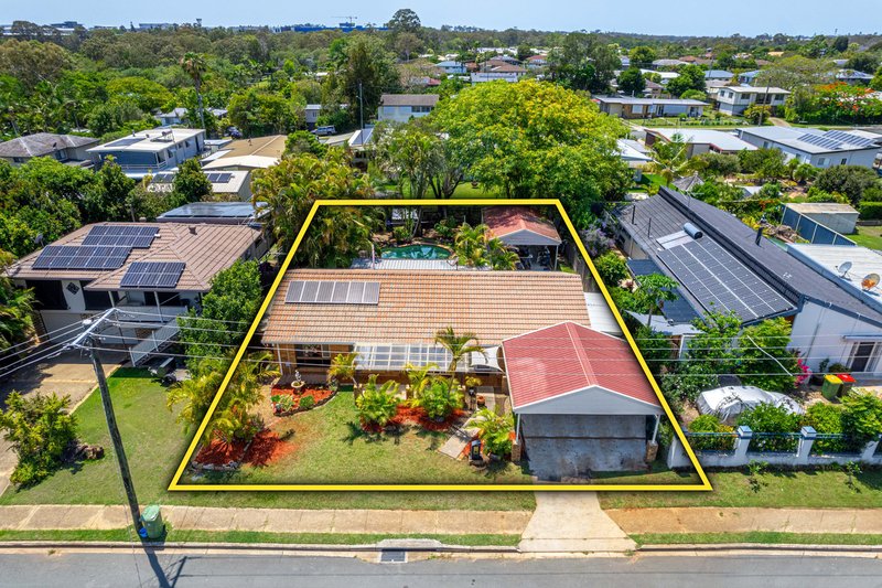 Photo - 46 Arrakune Crescent, Kallangur QLD 4503 - Image 2