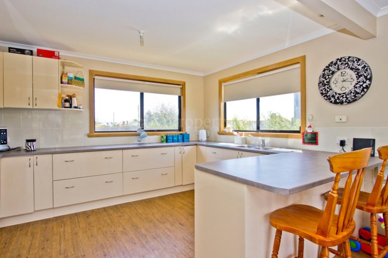 Photo - 46 Arthur Street, George Town TAS 7253 - Image 4