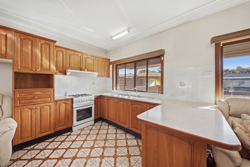 Photo - 46 Avoca Road, Canley Heights NSW 2166 - Image 5